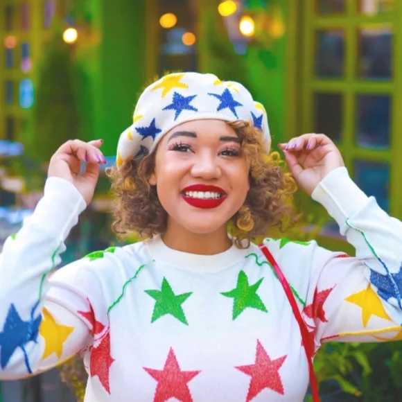 HBC Stripes + Color Me Courtney shimmer stars pompom beret hat - Picture 6 of 6